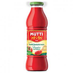 Mutti Passata gezeefde tomaten basilicum