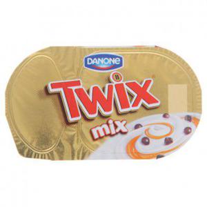 Danone Twix mix yoghurt