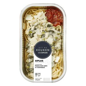 Uit de keuken van Plus Pasta met zalm in roomsaus Doos schaal 450 gram