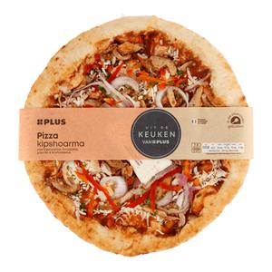 Uit de keuken van PLUS Pizza Kipshoarma Doos stuk 515 gram