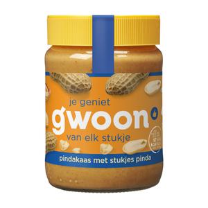 g'woon pindakaas met stukjes pinda