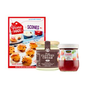 Jumbo Scones met Clotted Cream en Aardbeienspread