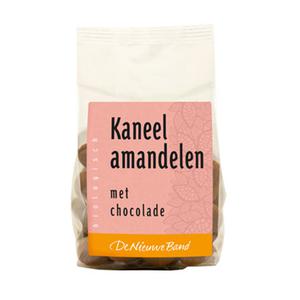 De Nieuwe Band Kaneel-amandelen in chocolade