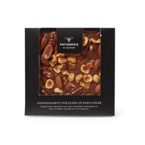 Patisserie de Bijenkorf Melk chocolade tablet noten