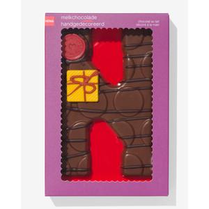 Hema handgedecoreerde chocoladeletter melk N 200gram