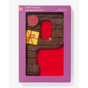 Hema handgedecoreerde chocoladeletter melk P 200gram