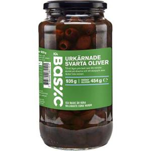 ICA Basic Oliver Svarta Urkärnade 935g