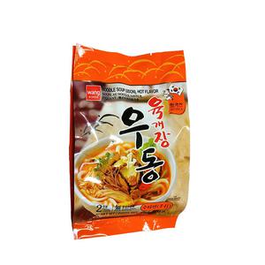Wang Udon med starkt kryddad buljong