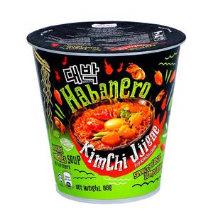 Daebak Habanero Nudelkopp Kimchi Jjigae