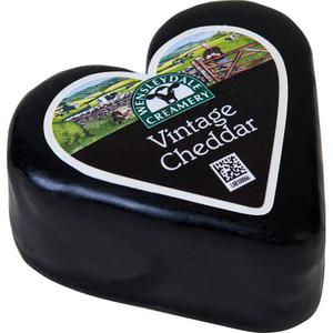 Wensleydale Creamery Cheddar Heart 35% 100g