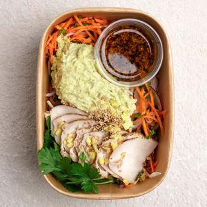 Kalf & Hansen Kycklingsallad med Persiljehummus EKO 350g